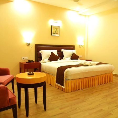 The Ved Mantra Gwalior Exterior foto